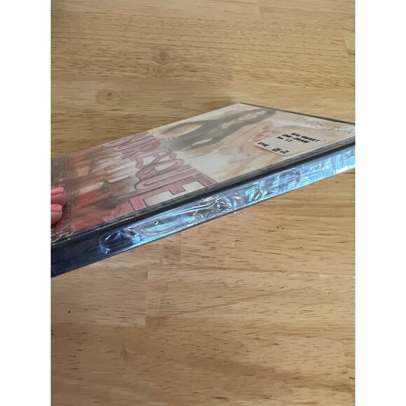 Burlesque DVD 2010 Musical Drama Film Cher Christina Aguilera New Sealed - Picture 5 of 5